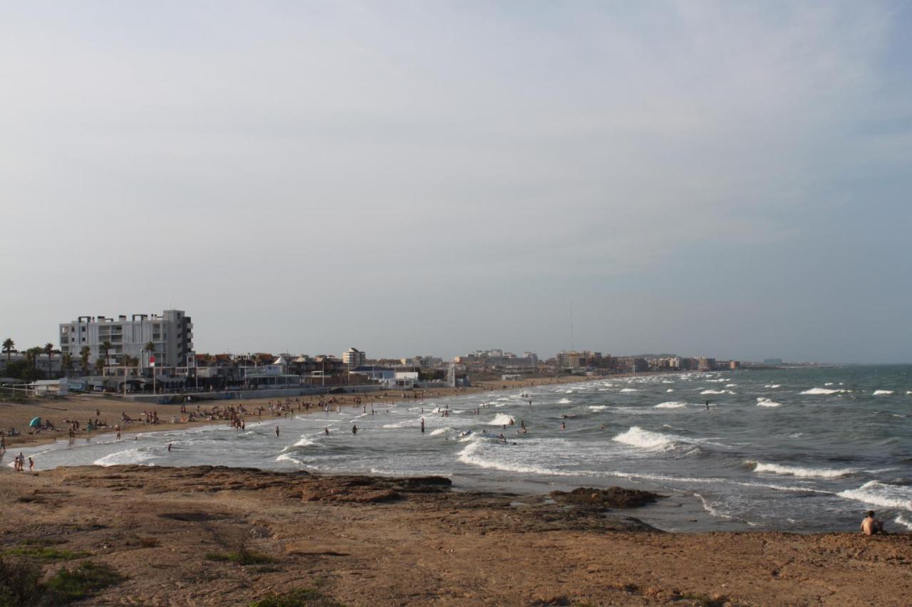 Cerca De La Playa De La Mata Holiday home